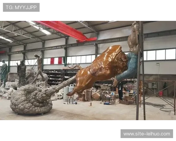洛克霍尔德改口盛赞佩雷拉称其无畏胆识与冠军自信堪称史上最强