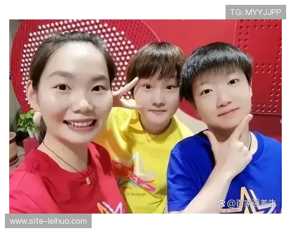 全运会田径老将第十次参赛 看台儿子加油成暖心画面